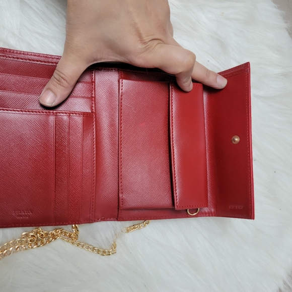 100% Authentic PRADA nylon billfold wallet - Picture 13 of 14